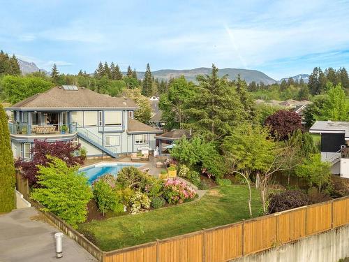3748 Meares Dr, Port Alberni, BC - Outdoor