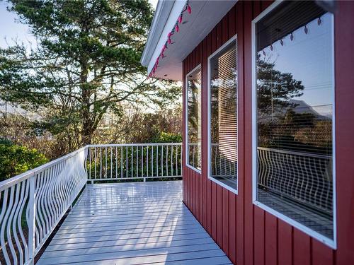 375 Neill St, Tofino, BC - Outdoor With Body Of Water With View