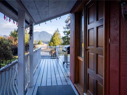 375 Neill St, Tofino, BC - Outdoor With Exterior