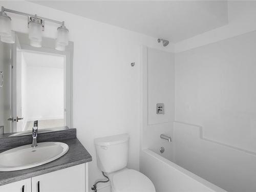 915 Greystone Pl, Langford, BC - Indoor Photo Showing Bathroom