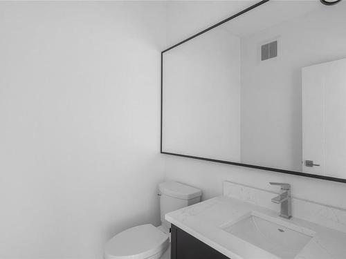 915 Greystone Pl, Langford, BC - Indoor Photo Showing Bathroom