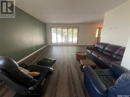 5 2Nd Avenue W, Maple Creek, SK - Indoor Photo Showing Living Room