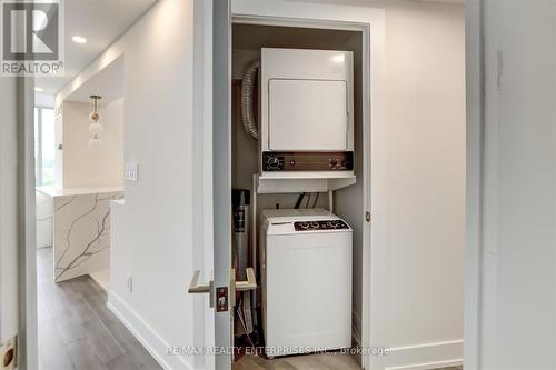 507 - 1 Palace Pier Court, Toronto, ON - Indoor Photo Showing Laundry Room