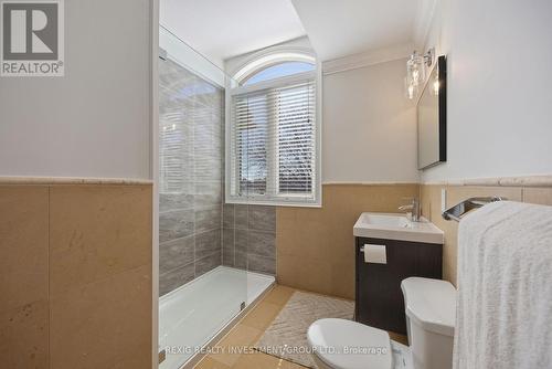 1376 Northaven Drive, Mississauga, ON - Indoor Photo Showing Bathroom