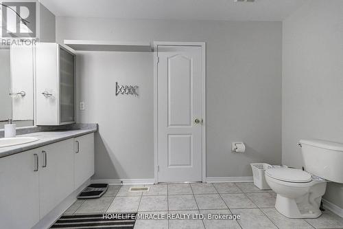 112 Brisdale Drive, Brampton, ON - Indoor Photo Showing Bathroom