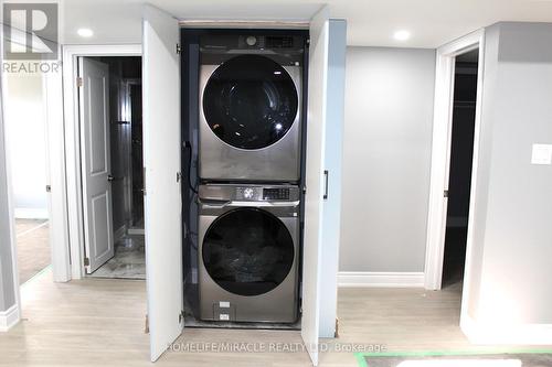 35 Merrimac Drive, Brampton, ON - Indoor Photo Showing Laundry Room
