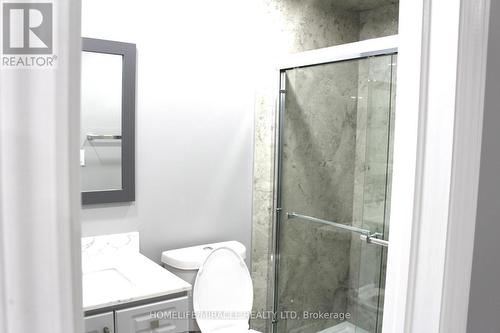 35 Merrimac Drive, Brampton, ON - Indoor Photo Showing Bathroom