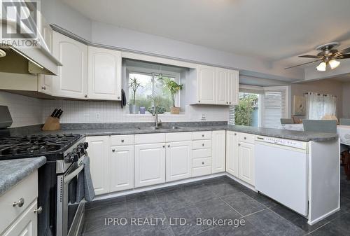 416 William Street, Shelburne, ON - Indoor Photo Showing Kitchen With Double Sink