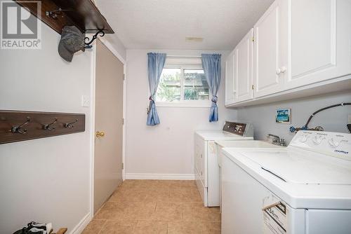 3 Dutch Drive, Petawawa, ON - Indoor Photo Showing Laundry Room
