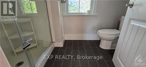 12 Herriott Street, Carleton Place, ON - Indoor Photo Showing Bathroom