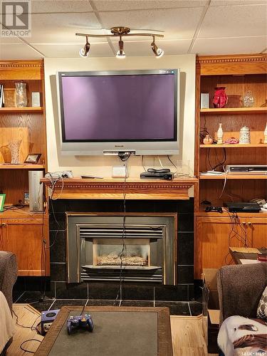 1412 Hochelaga Street W, Moose Jaw, SK - Indoor With Fireplace