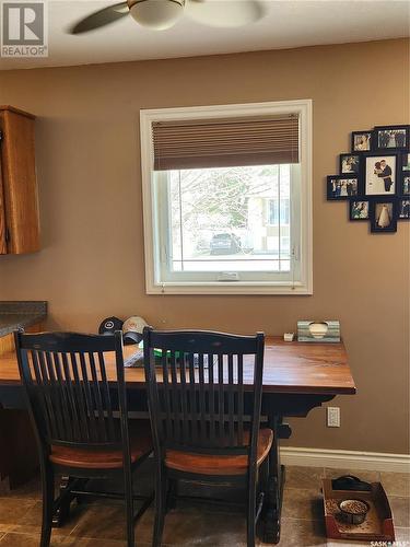 1412 Hochelaga Street W, Moose Jaw, SK - Indoor Photo Showing Dining Room