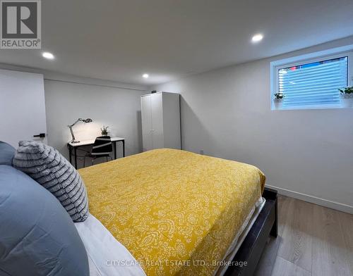 194 Manning Avenue, Toronto, ON - Indoor Photo Showing Bedroom