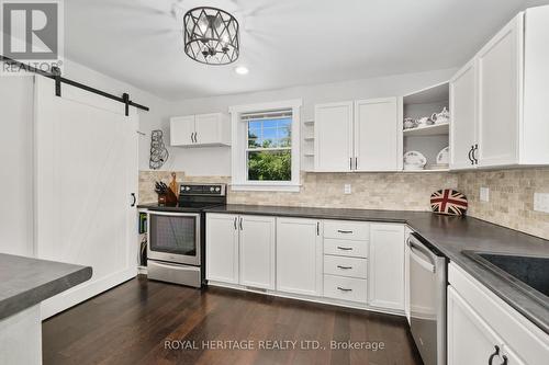 1122 Smith Street, Brighton, ON - Indoor Photo Showing Kitchen