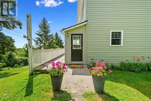 1122 Smith Street, Brighton, ON - Outdoor