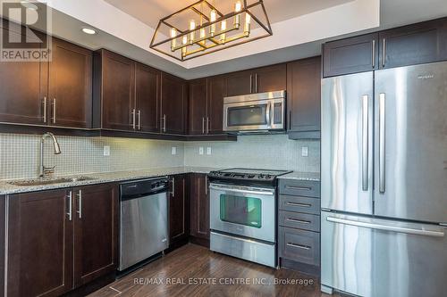 505 - 85 East Liberty Street, Toronto (Niagara), ON - Indoor Photo Showing Kitchen With Upgraded Kitchen