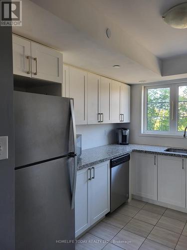 163 - 2576 Rosedrop Path, Oshawa, ON - Indoor Photo Showing Kitchen