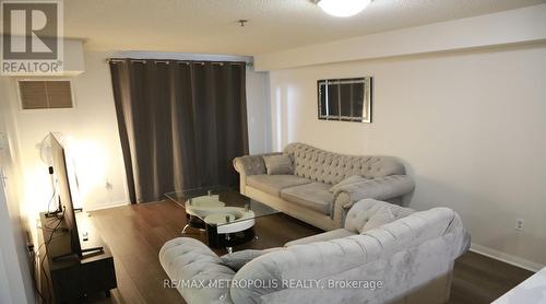 329 - 5225 Finch Avenue, Toronto (Agincourt North), ON - Indoor Photo Showing Living Room