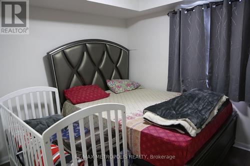 329 - 5225 Finch Avenue, Toronto (Agincourt North), ON - Indoor Photo Showing Bedroom