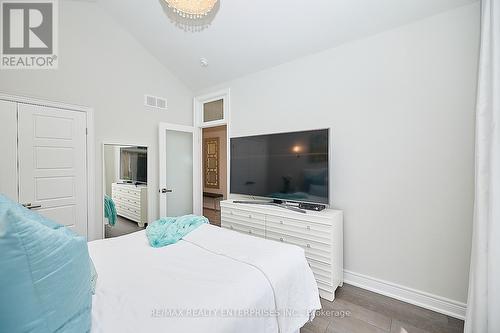 14 - 12 Cobblestone Drive, Niagara-On-The-Lake, ON - Indoor Photo Showing Bedroom