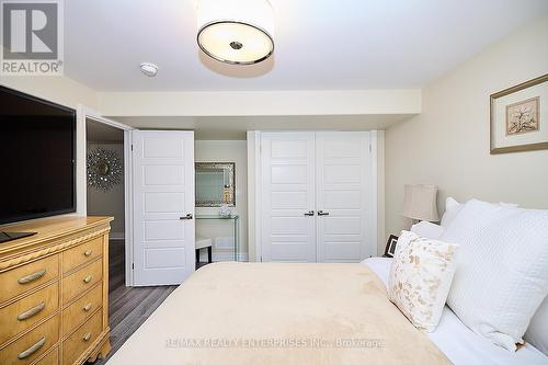 14 - 12 Cobblestone Drive, Niagara-On-The-Lake, ON - Indoor Photo Showing Bedroom