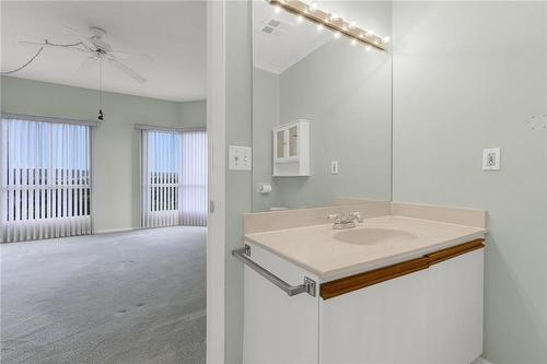 1201 North Shore Boulevard E|Unit #1105, Burlington, ON - Indoor Photo Showing Bathroom