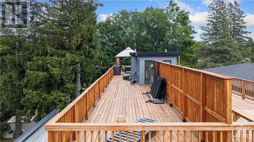 527 Broadhead Avenue, Ottawa, ON - Outdoor