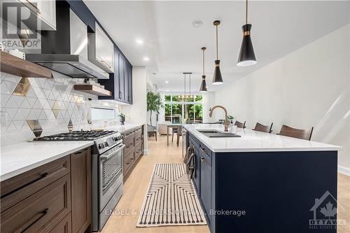 527 Broadhead Avenue, Ottawa, ON - Indoor Photo Showing Kitchen With Upgraded Kitchen