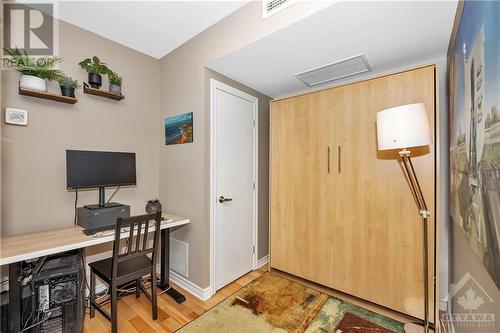 445 Laurier Avenue W Unit#302, Ottawa, ON - Indoor Photo Showing Office