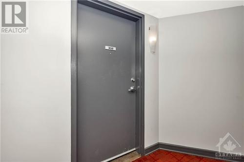 445 Laurier Avenue W Unit#302, Ottawa, ON - Indoor Photo Showing Other Room