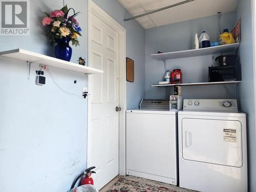 5683 97N Highway, Falkland, BC - Indoor Photo Showing Laundry Room