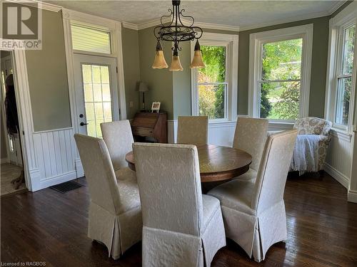 2095 4Th Avenue W, Owen Sound, ON - Indoor Photo Showing Dining Room