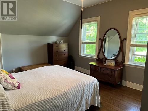 2095 4Th Avenue W, Owen Sound, ON - Indoor Photo Showing Bedroom