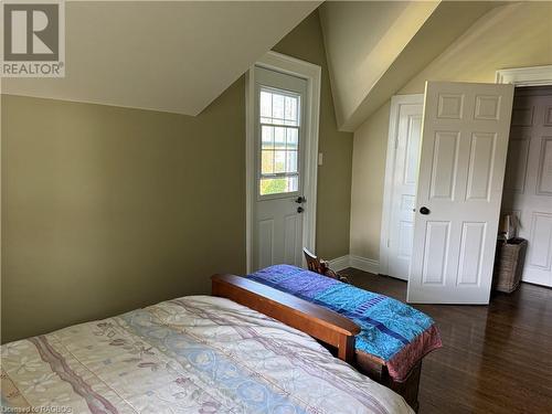 2095 4Th Avenue W, Owen Sound, ON - Indoor Photo Showing Bedroom