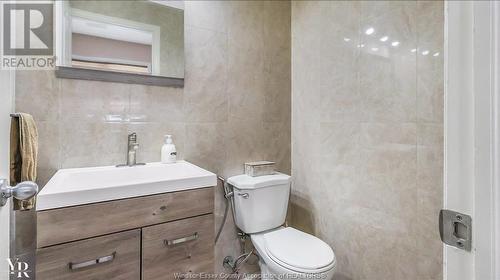 936 North Talbot, Windsor, ON - Indoor Photo Showing Bathroom