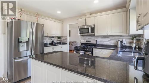 936 North Talbot, Windsor, ON - Indoor Photo Showing Kitchen