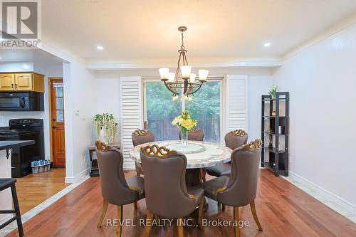 4124 Preston Avenue, Niagara Falls, ON - Indoor Photo Showing Dining Room