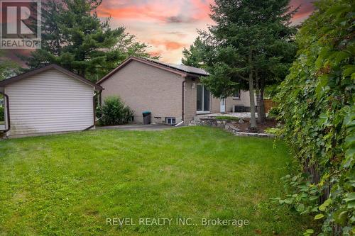 4124 Preston Avenue, Niagara Falls, ON - Outdoor