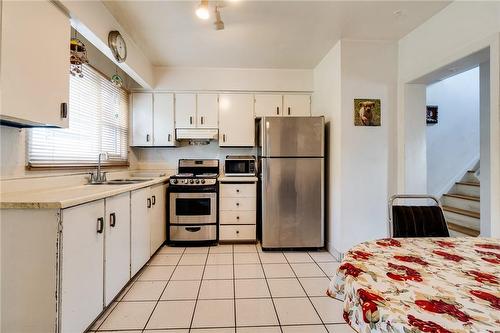 179 Habitant Drive, Toronto, ON - Indoor Photo Showing Kitchen With Double Sink