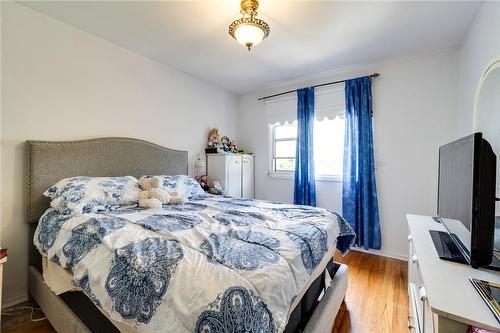 179 Habitant Drive, Toronto, ON - Indoor Photo Showing Bedroom