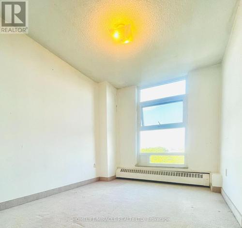 701 - 335 Driftwood Avenue, Toronto (Black Creek), ON - Indoor Photo Showing Other Room