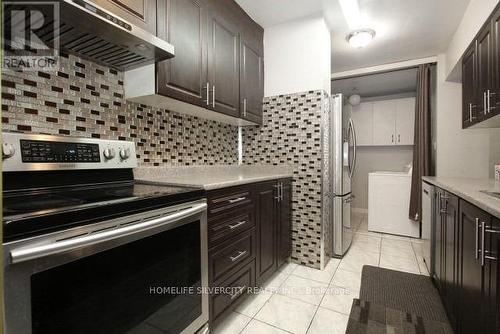 711 - 340 Dixon Road, Toronto (Kingsview Village-The Westway), ON - Indoor Photo Showing Kitchen