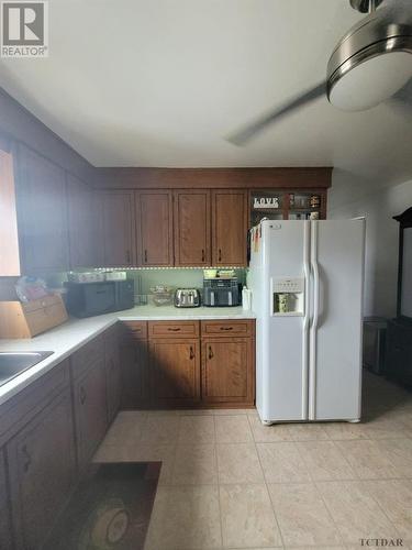 421 Birch Street S, Timmins (Timmins South - East), ON - Indoor Photo Showing Kitchen