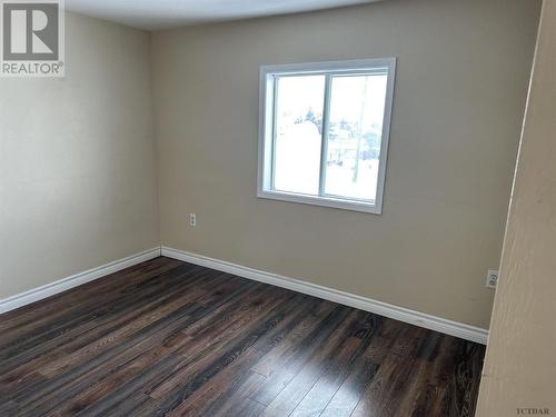 23-25 Aura Lake St, Timmins, ON - Indoor Photo Showing Other Room