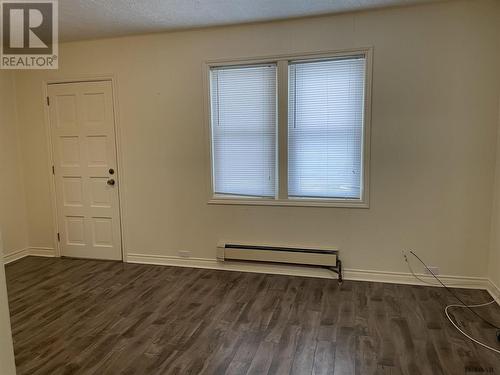 23-25 Aura Lake St, Timmins, ON - Indoor Photo Showing Other Room