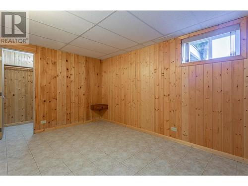 901 Barrington Avenue, Penticton, BC - Indoor Photo Showing Other Room