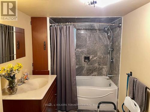 62 Fatima Crescent, Wasaga Beach, ON - Indoor Photo Showing Bathroom