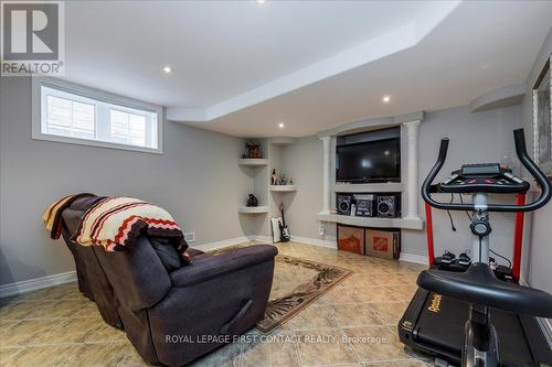 6 White Elm Road, Barrie (Holly), ON - Indoor Photo Showing Other Room