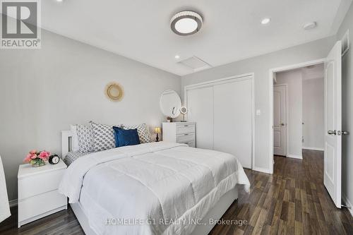 30 - 2500 Post Road, Oakville (Uptown Core), ON - Indoor Photo Showing Bedroom