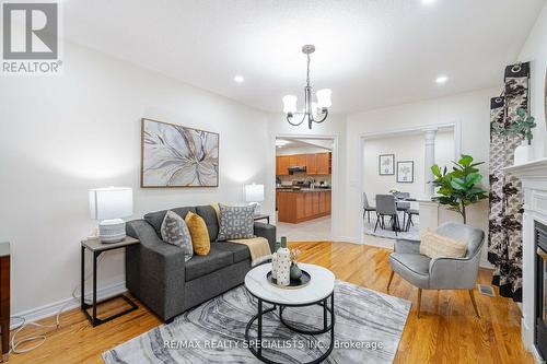 16 Mountland Road, Brampton (Bram East), ON - Indoor Photo Showing Living Room